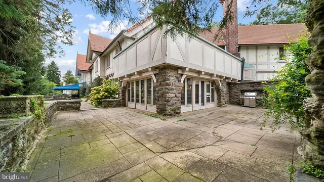 $2,900,000 | 1717 Woodland Road, Abington, PA 19001