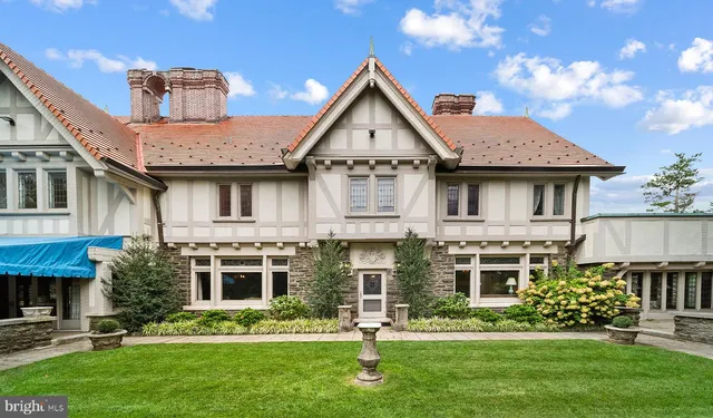 $2,900,000 | 1717 Woodland Road, Abington, PA 19001