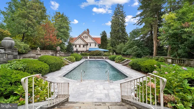 $2,900,000 | 1717 Woodland Road, Abington, PA 19001