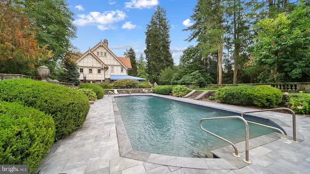 $2,900,000 | 1717 Woodland Road, Abington, PA 19001