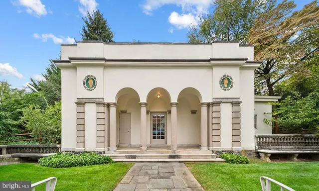 $2,900,000 | 1717 Woodland Road, Abington, PA 19001