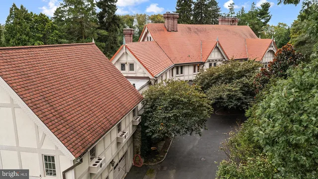 $2,900,000 | 1717 Woodland Road, Abington, PA 19001