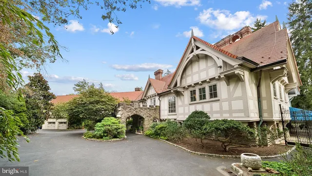 $2,900,000 | 1717 Woodland Road, Abington, PA 19001