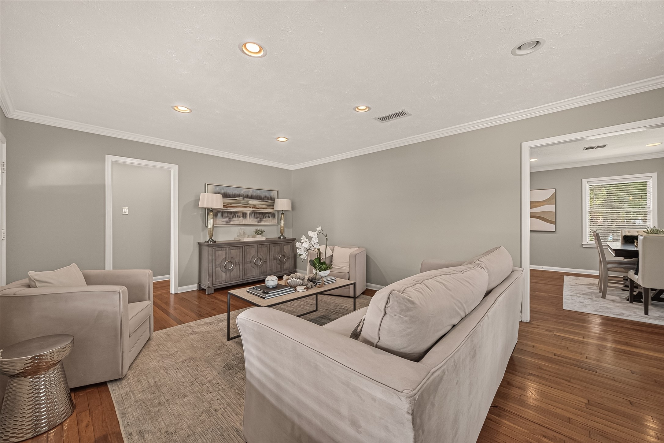 2019 Gostick Street Houston, TX 77008 - Photo 13 of 36 a living room with furniture and a wooden floor