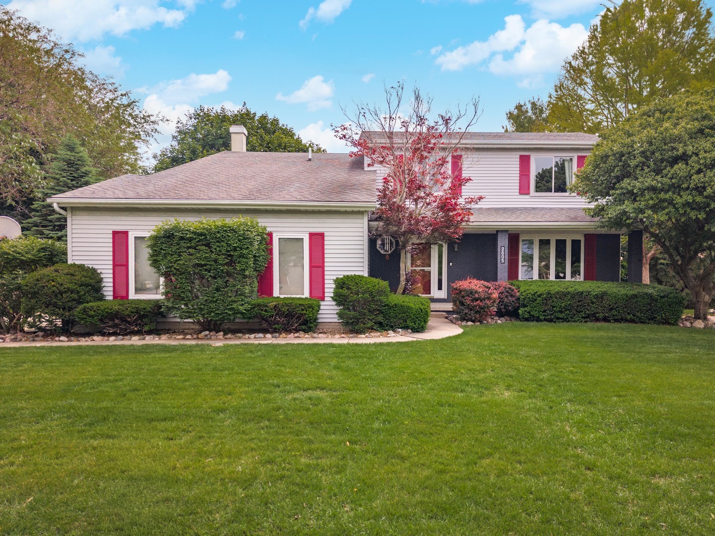 2605 Keystone Road Bloomington, IL 61704 - Photo 1 of 50 Gallery Image 1