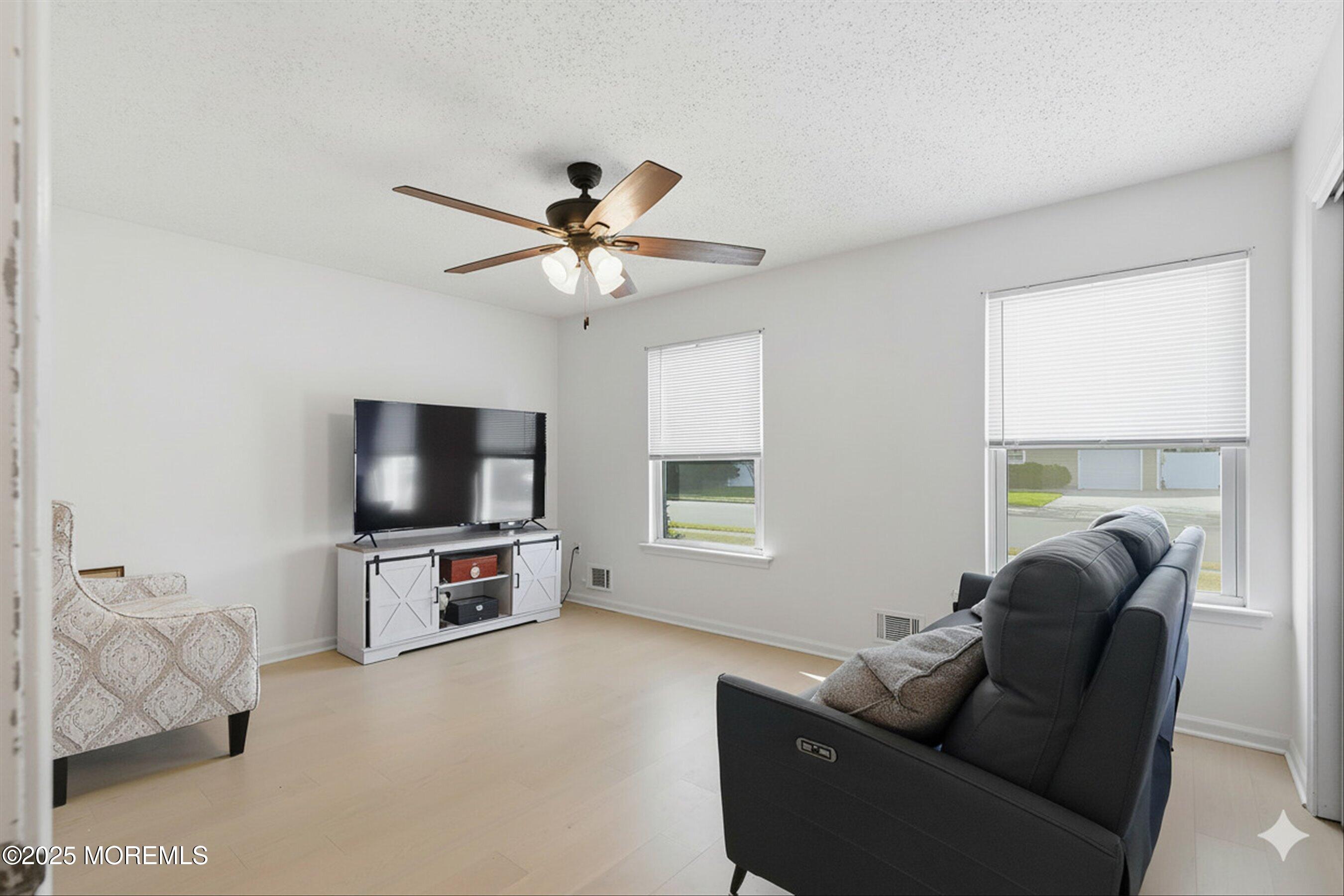 101 Reflection Road Toms River, NJ 08753 - Photo 14 of 28 15-Bed 2