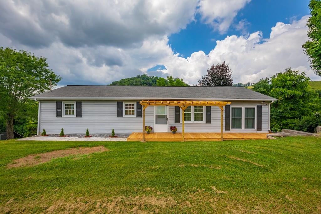 179 Autumn Chase Road Lebanon, VA 24266 - Photo 1 of 1 Gallery Image 1