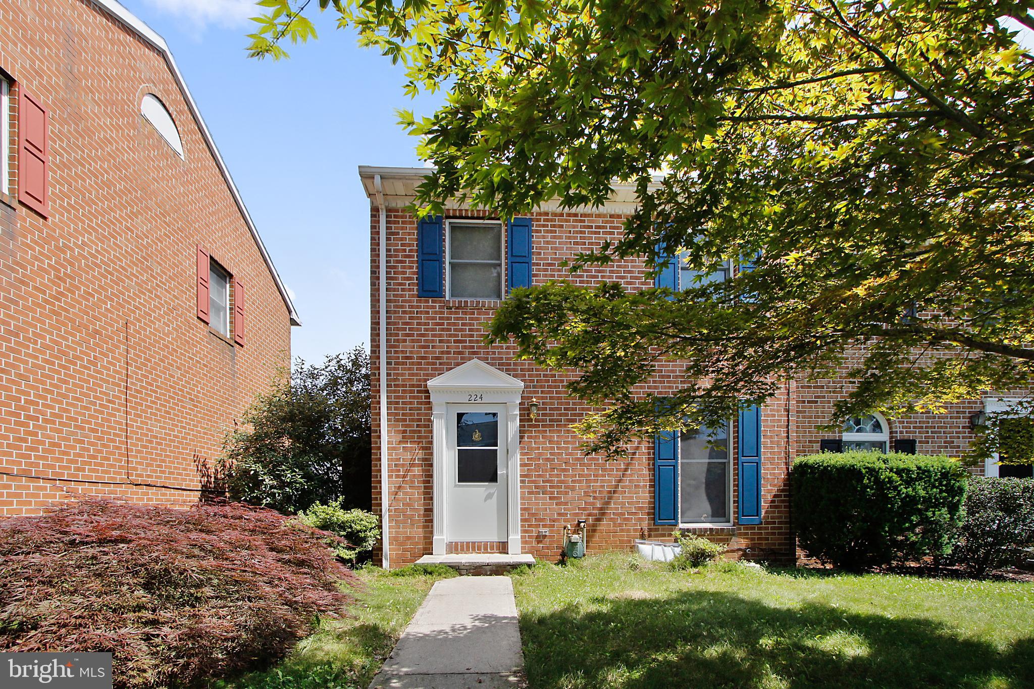 224 Georgetown Court Hanover, PA 17331 - Photo 2 of 22 Gallery Image 2
