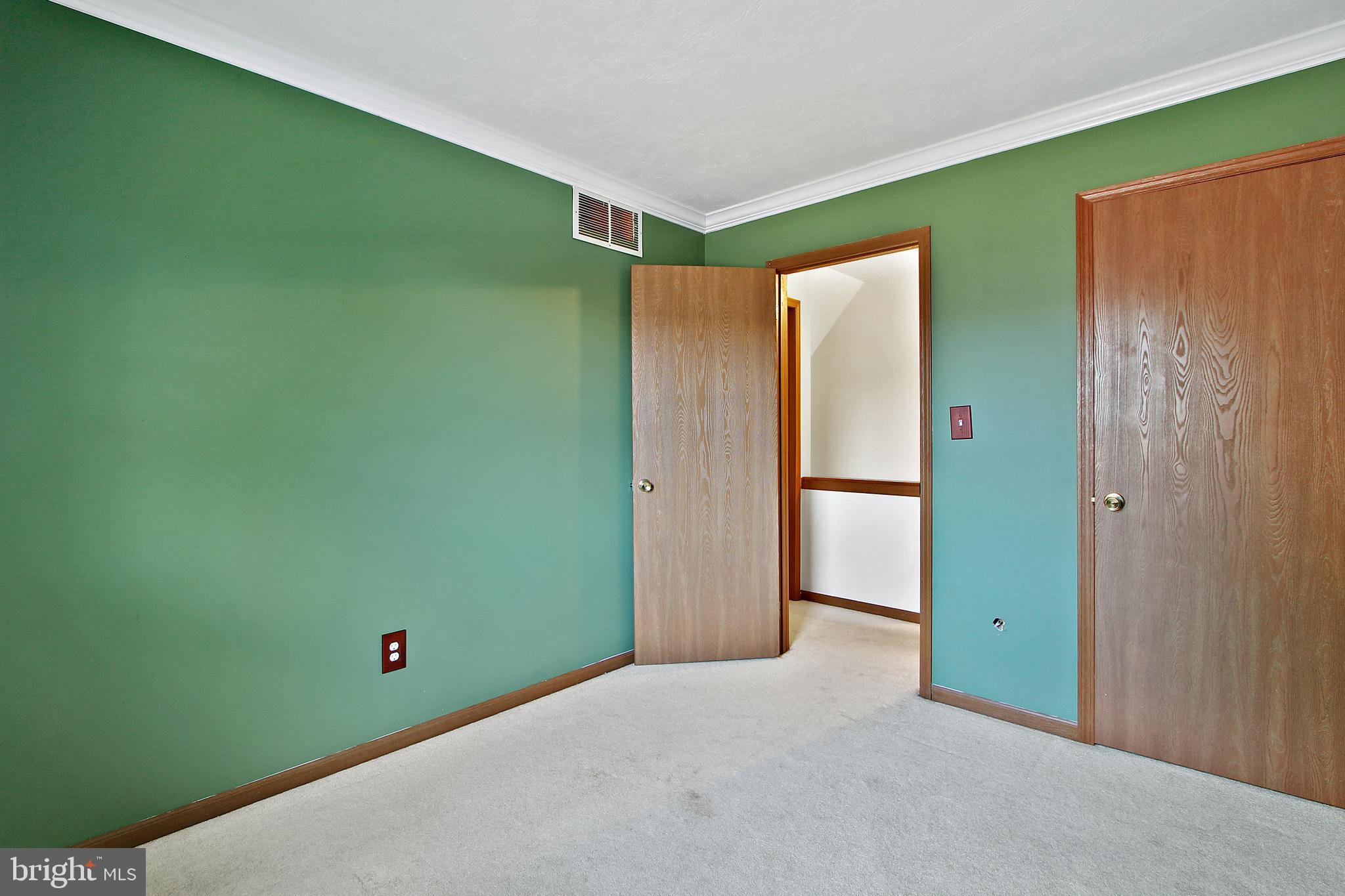 224 Georgetown Court Hanover, PA 17331 - Photo 17 of 22 Gallery Image 17