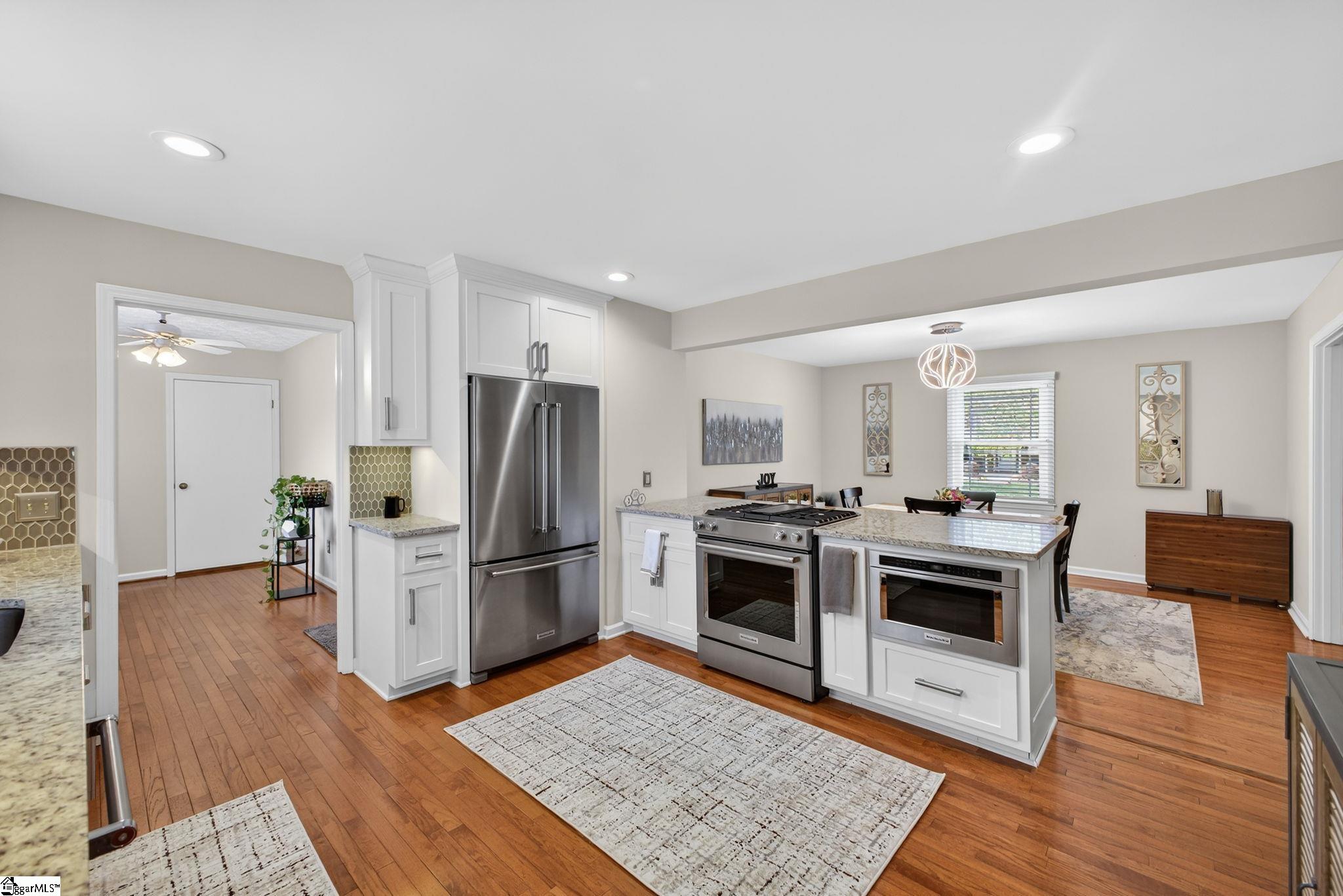 204 Windward Way Greer, SC 29650 - Photo 12 of 46