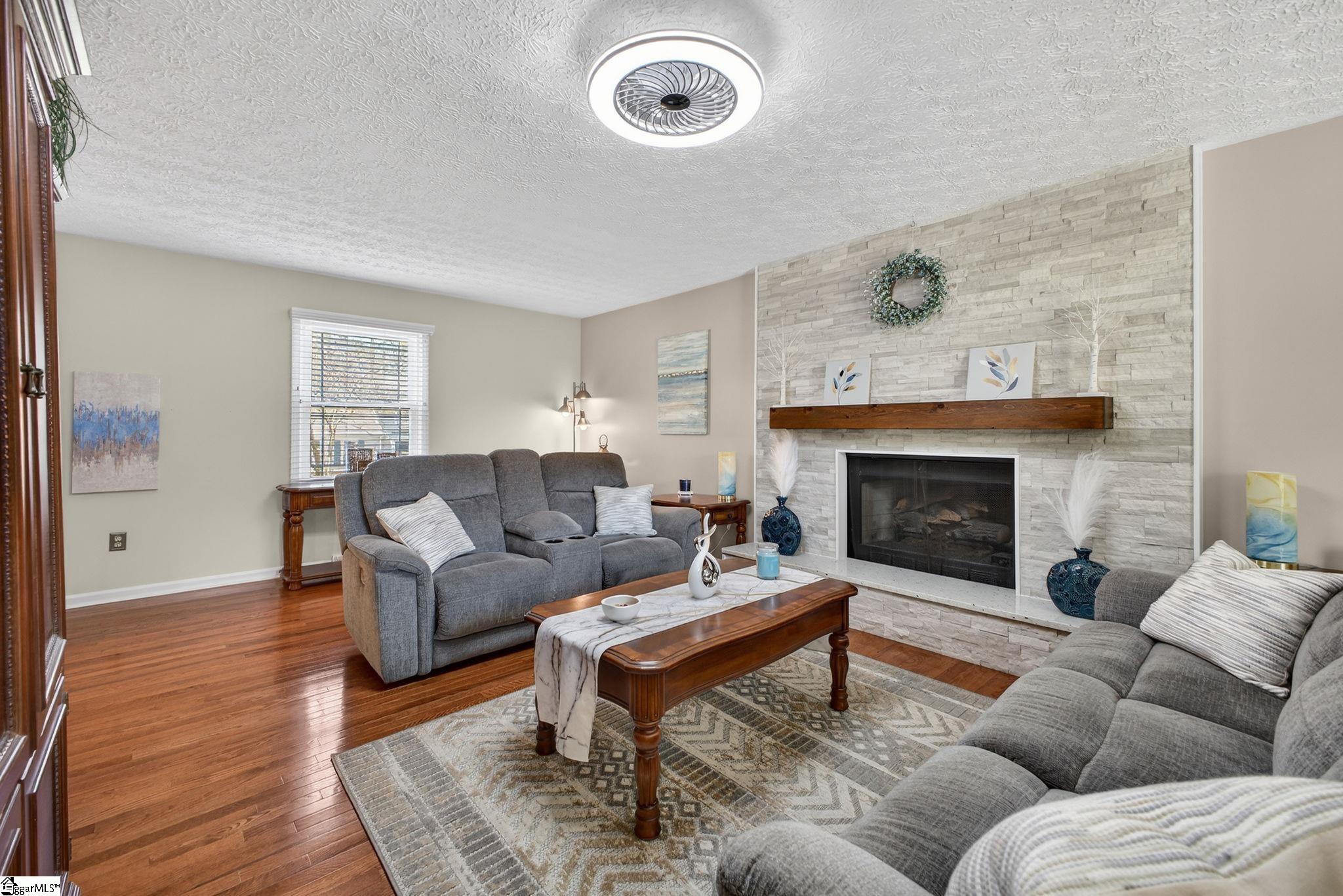 204 Windward Way Greer, SC 29650 - Photo 4 of 46