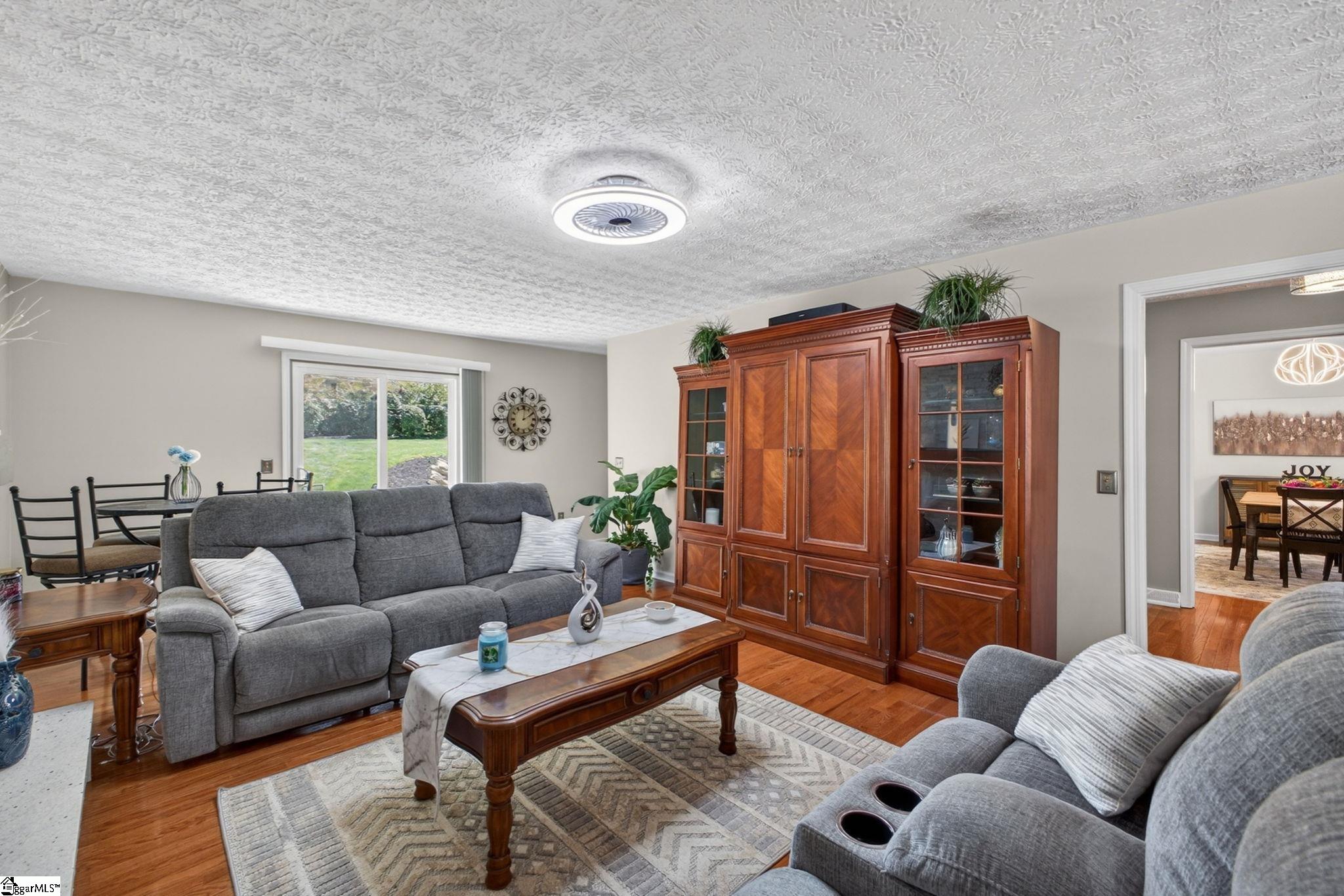 204 Windward Way Greer, SC 29650 - Photo 7 of 46