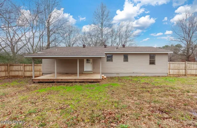 $205,000 | 372 Kitchen Drive, Henderson, TN 38340