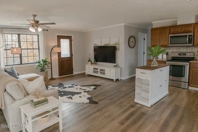 $205,000 | 372 Kitchen Drive, Henderson, TN 38340