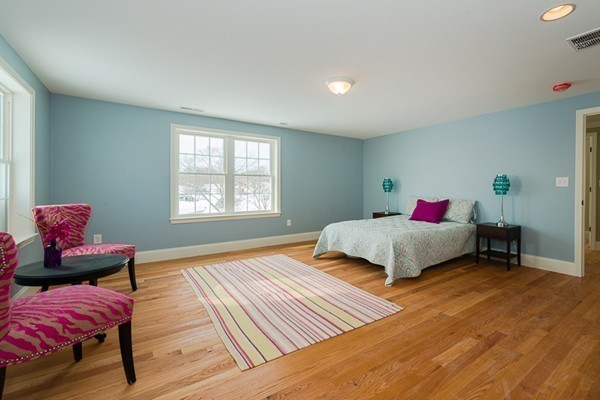 16 Christine Road Arlington, MA 02474 - Photo 20 of 27 Gallery Image 20