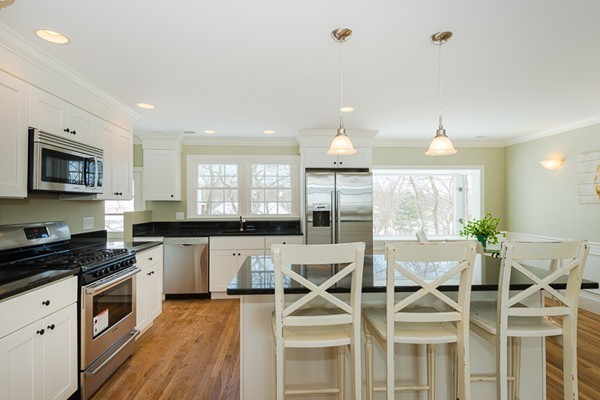 16 Christine Road Arlington, MA 02474 - Photo 7 of 27 Gallery Image 7