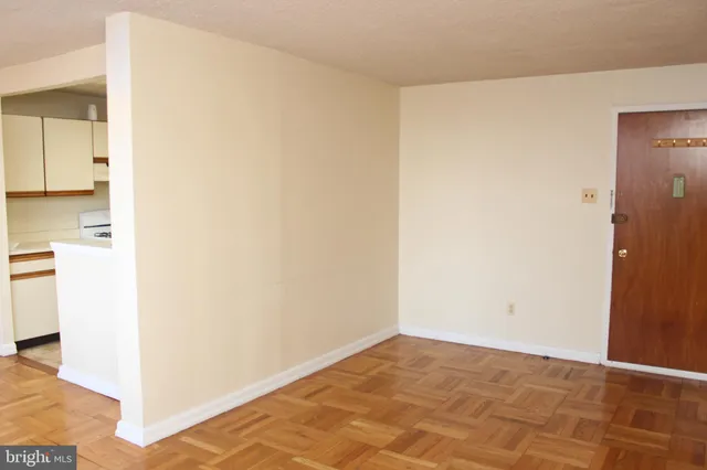 $1,500 | 1030 East Lancaster Avenue, Unit 111, Bryn Mawr, PA 19010