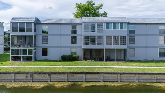 $175,000 | 8350 Sands Point Boulevard, Unit E309, Tamarac, FL 33321