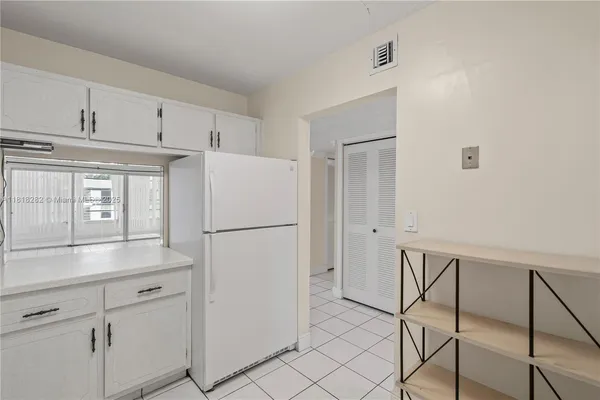 $175,000 | 8350 Sands Point Boulevard, Unit E309, Tamarac, FL 33321