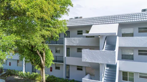 $175,000 | 8350 Sands Point Boulevard, Unit E309, Tamarac, FL 33321