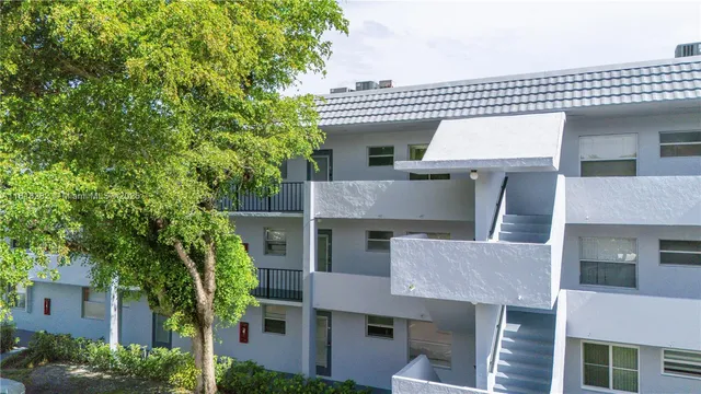 $175,000 | 8350 Sands Point Boulevard, Unit E309, Tamarac, FL 33321