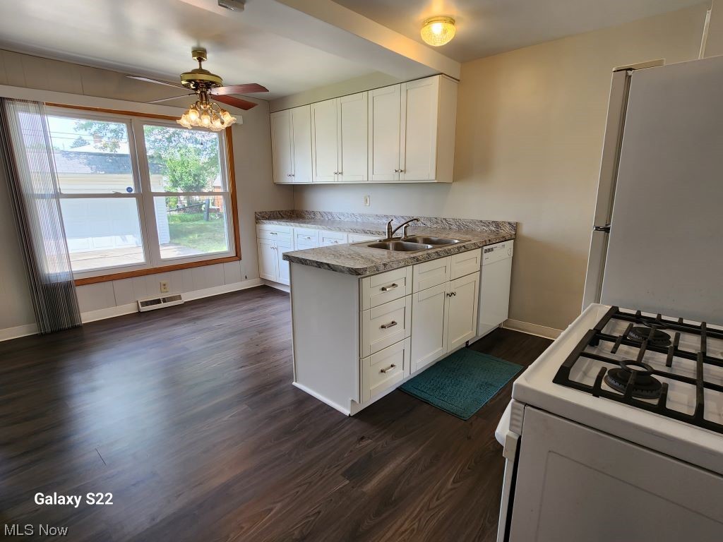 15617 Corkhill Road Maple Heights, OH 44137 - Photo 7 of 33 Gallery Image 7