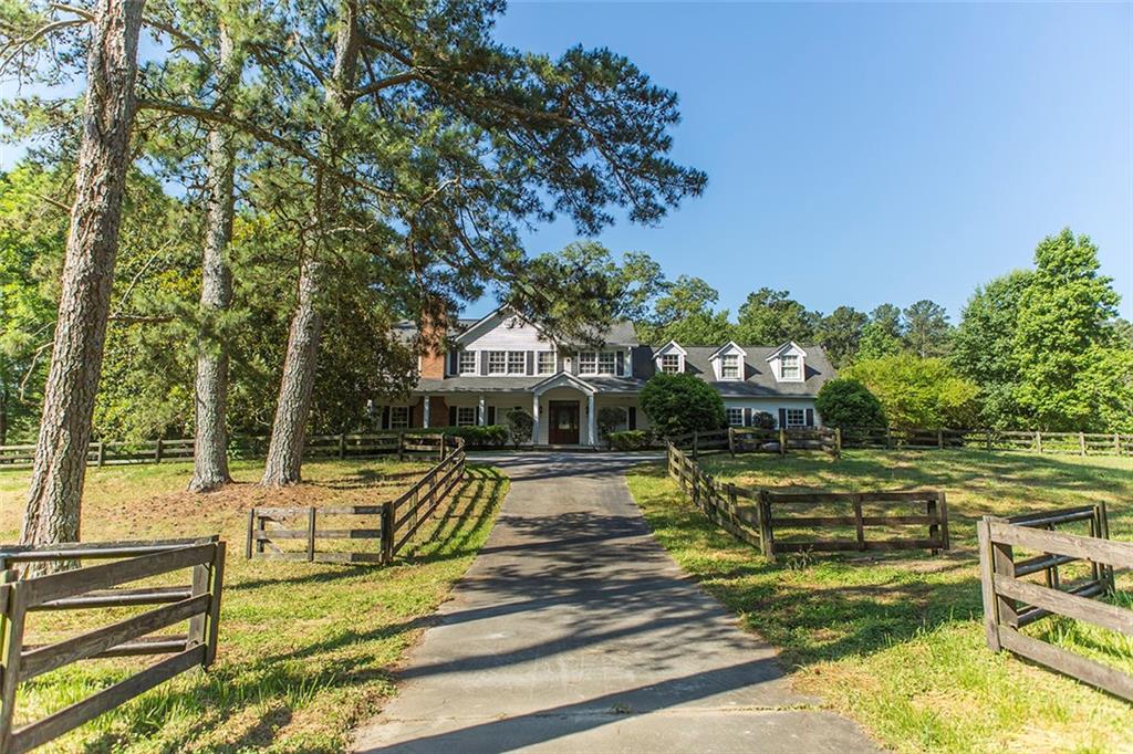 966 Horseleg Creek Road Southwest Rome, GA 30165 - Photo 1 of 1 Entrance Driveway off of Featherstone Rd