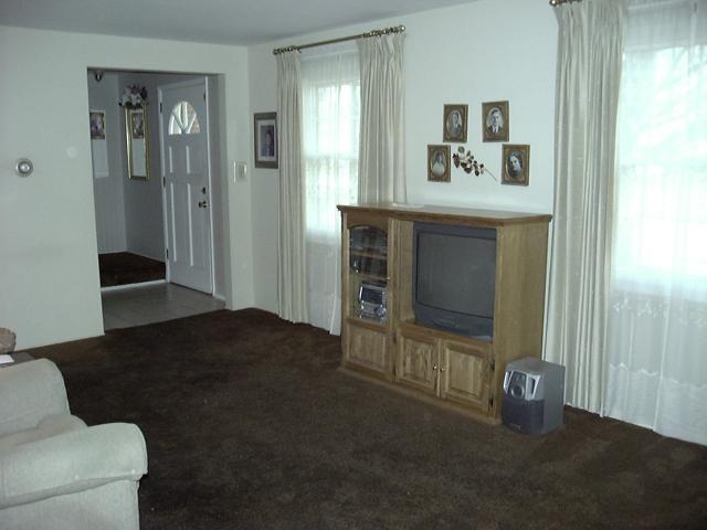 6130 Endicott Road Columbus, OH 43229 - Photo 8 of 18 Gallery Image 8
