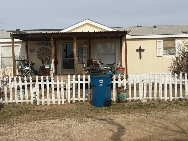 $45,000 | 1310 West 6th Street, Breckenridge, TX 76424