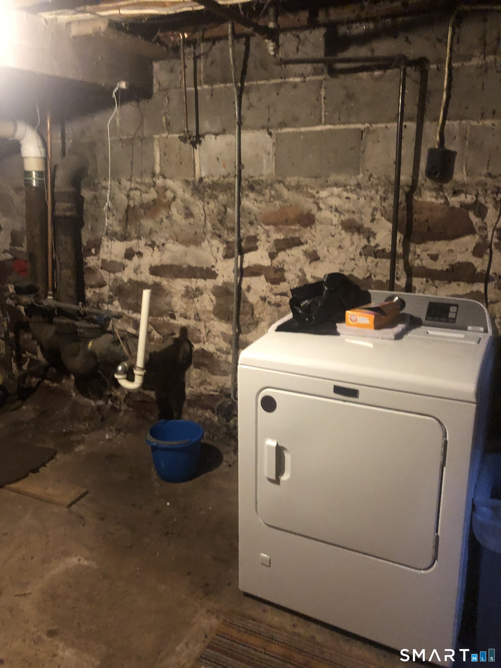 161 Spring Street Meriden, CT 06451 - Photo 12 of 22 a utility room with dryer and washer