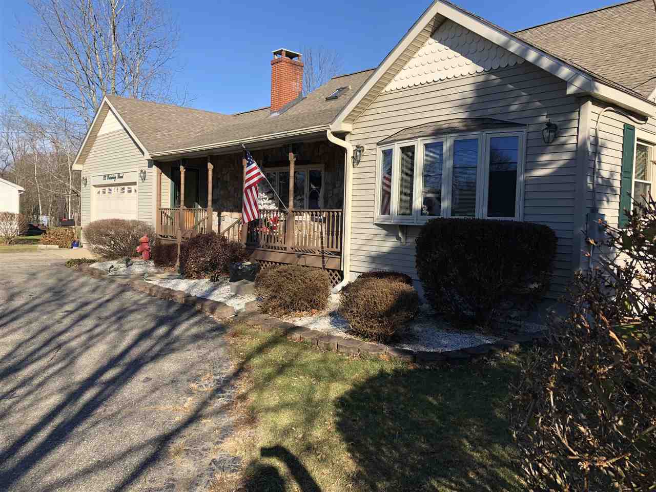 22 Pickering Road Rochester, NH 03839 - Photo 3 of 34