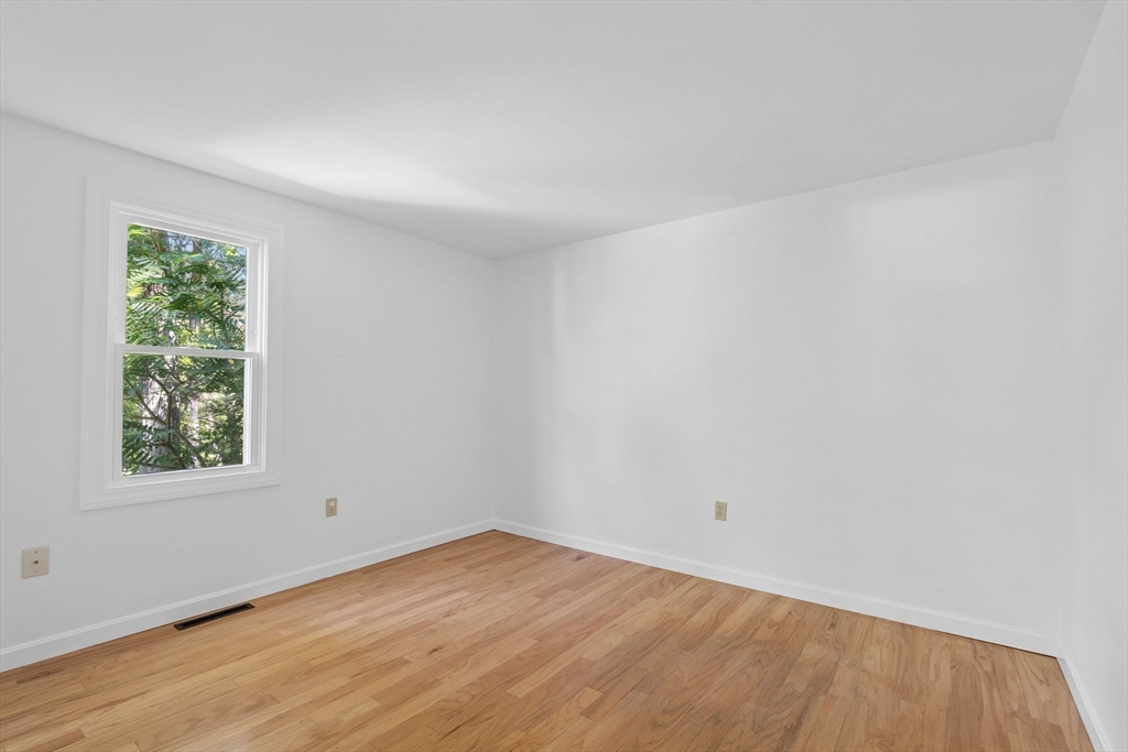 15 Pine Grove Road Westford, MA 01886 - Photo 13 of 41