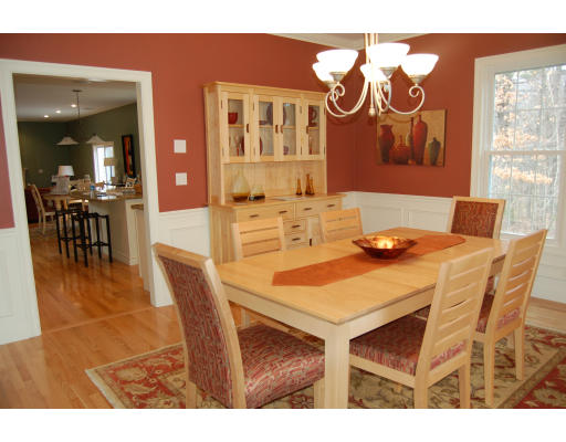 15 Liberty Road Bedford, MA 01730 - Photo 5 of 17 Gallery Image 5