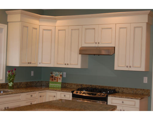 15 Liberty Road Bedford, MA 01730 - Photo 7 of 17 Gallery Image 7
