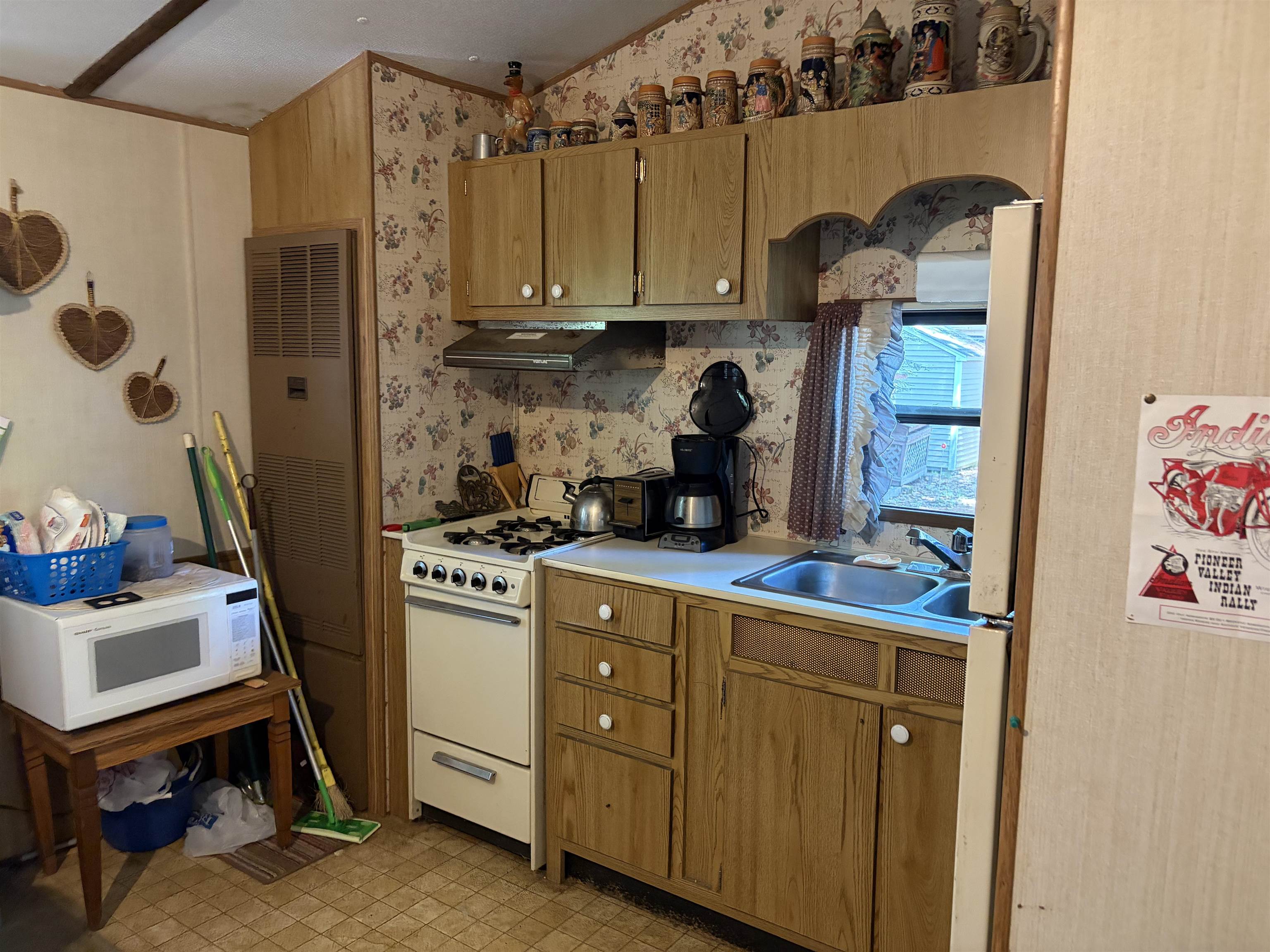 108 Brookside Drive Fitzwilliam, NH 03447 - Photo 5 of 19