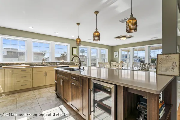 $5,500 | 915 Southwest Central Avenue, Seaside Park, NJ 08752