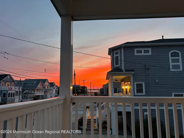 $5,500 | 915 Southwest Central Avenue, Seaside Park, NJ 08752