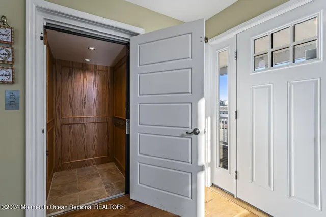 $5,000 | 915 Southwest Central Avenue, Seaside Park, NJ 08752