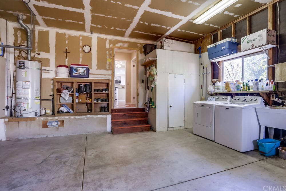 2725 Alta Vista Drive Fallbrook, CA 92028 - Photo 41 of 50 a view of a storage & utility room