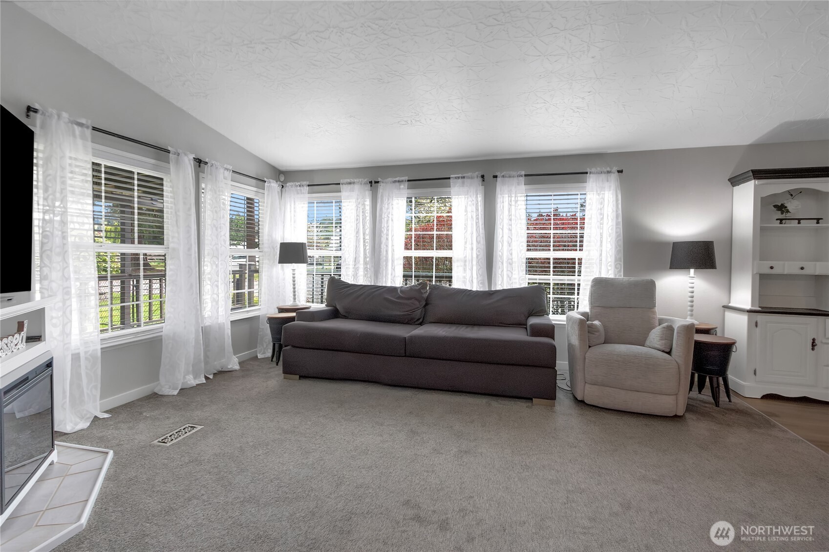 15504 Carbonado-S Prairie Road Buckley, WA 98321 - Photo 9 of 35 Gallery Image 9