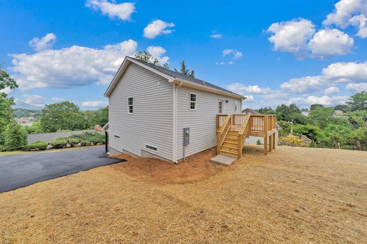 824 Commander Drive Roanoke, VA 24012 - Photo 37 of 45 37-MIB00770
