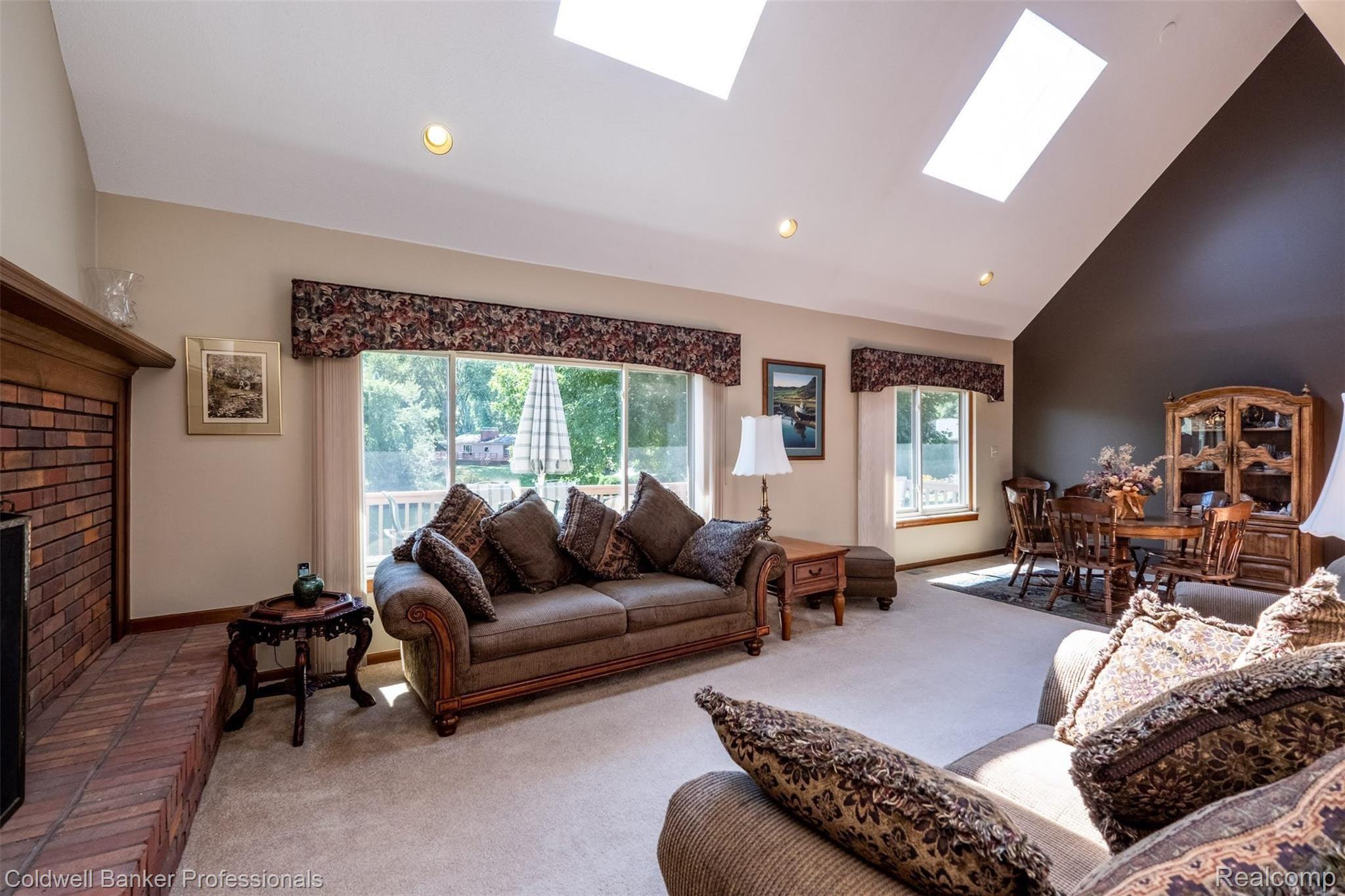 2745 Ripple Way White Lake, MI 48383 - Photo 20 of 58 .