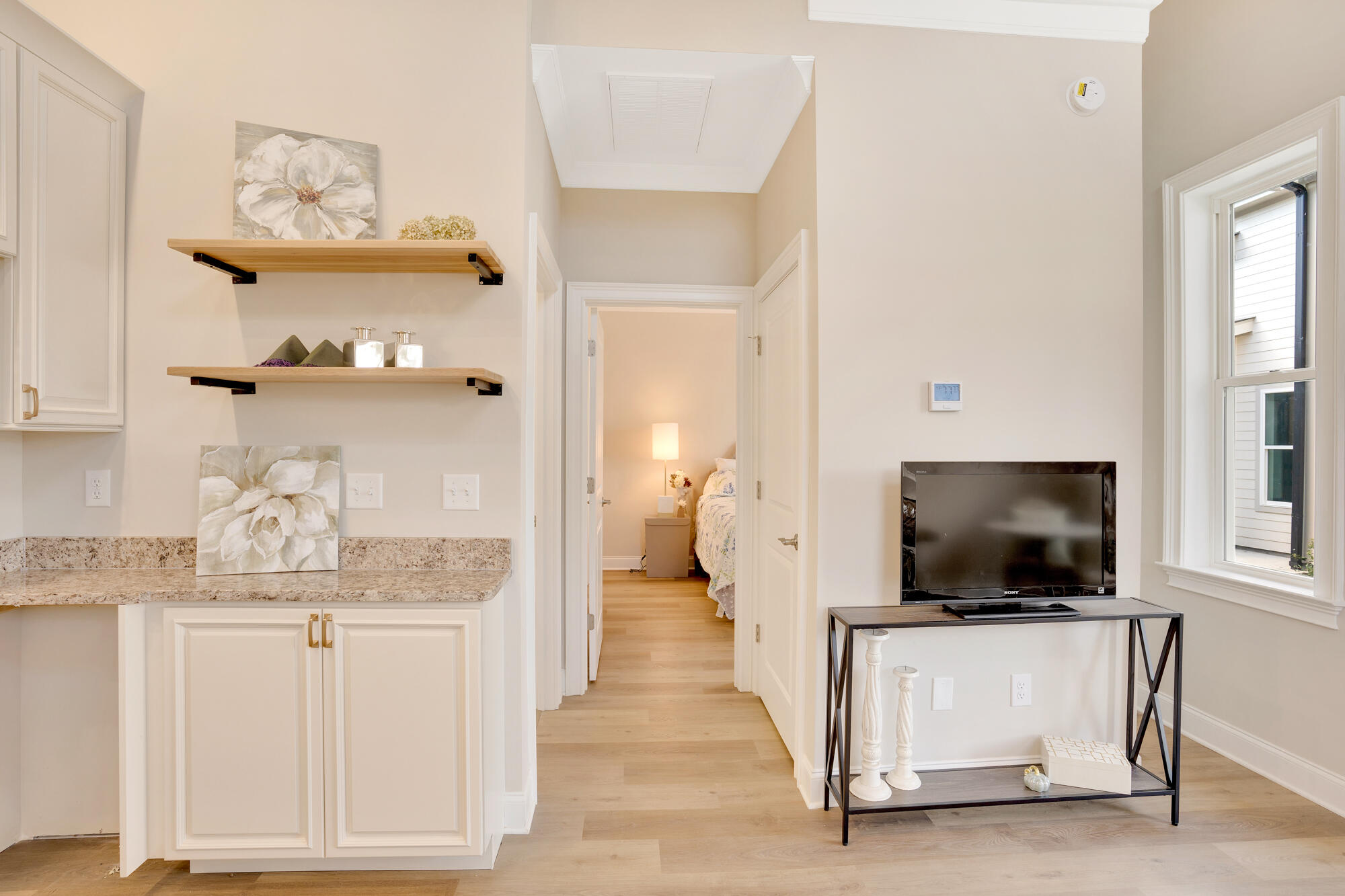 1105 South Hickory Street, Unit 103 Chattanooga, TN 37404 - Photo 13 of 27 1105-S-Hickory-MLS-Photos-11