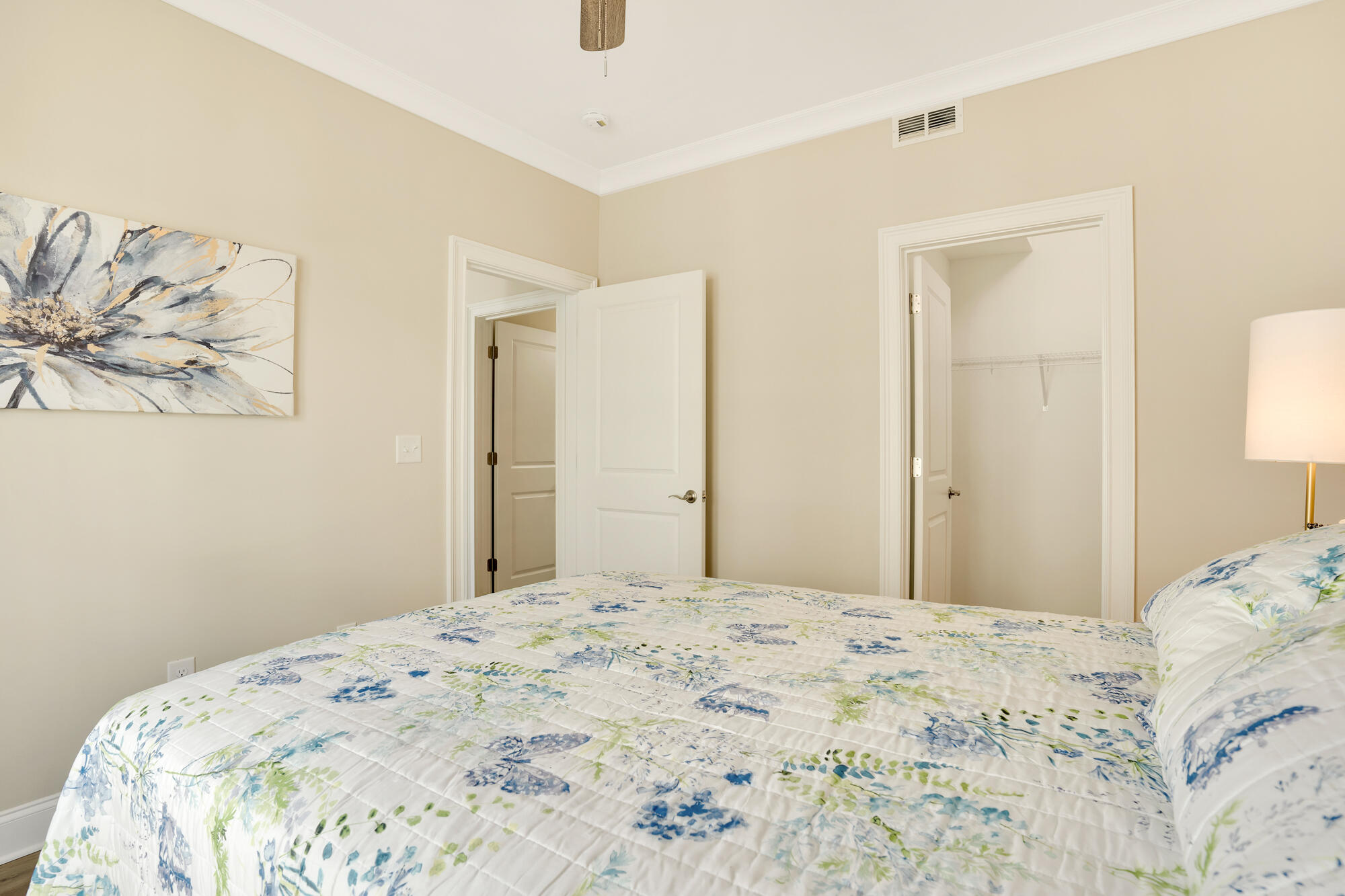 1105 South Hickory Street, Unit 103 Chattanooga, TN 37404 - Photo 22 of 27 1105-S-Hickory-MLS-Photos-20