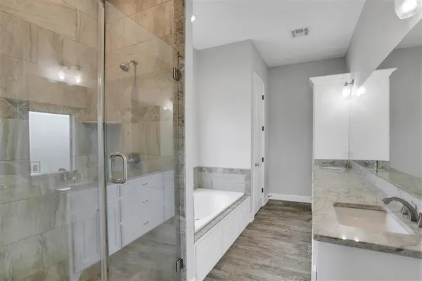 $369,000 | 610 Woodland Street, Iowa, LA 70647