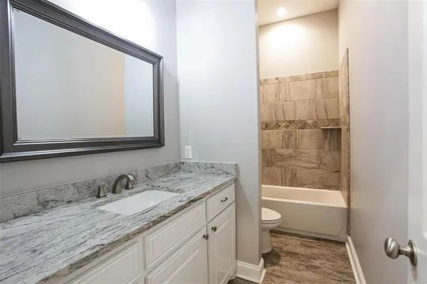 $369,000 | 610 Woodland Street, Iowa, LA 70647