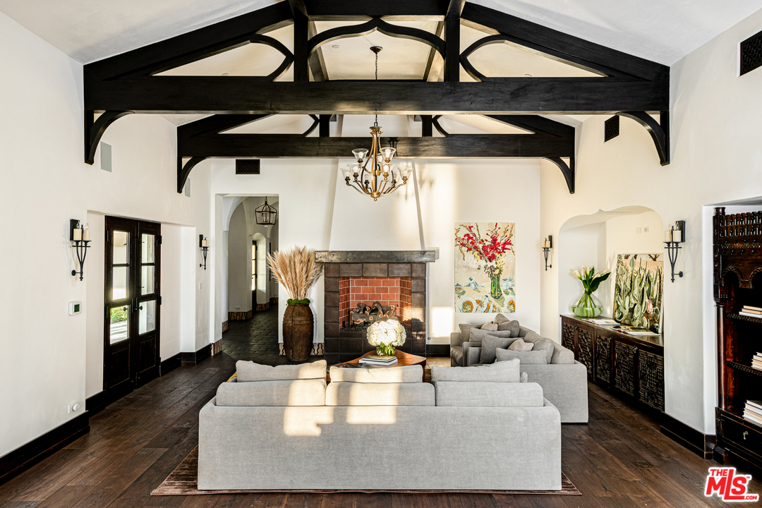 17 Crest Road East Rolling Hills, CA 90274 - Photo 16 of 31