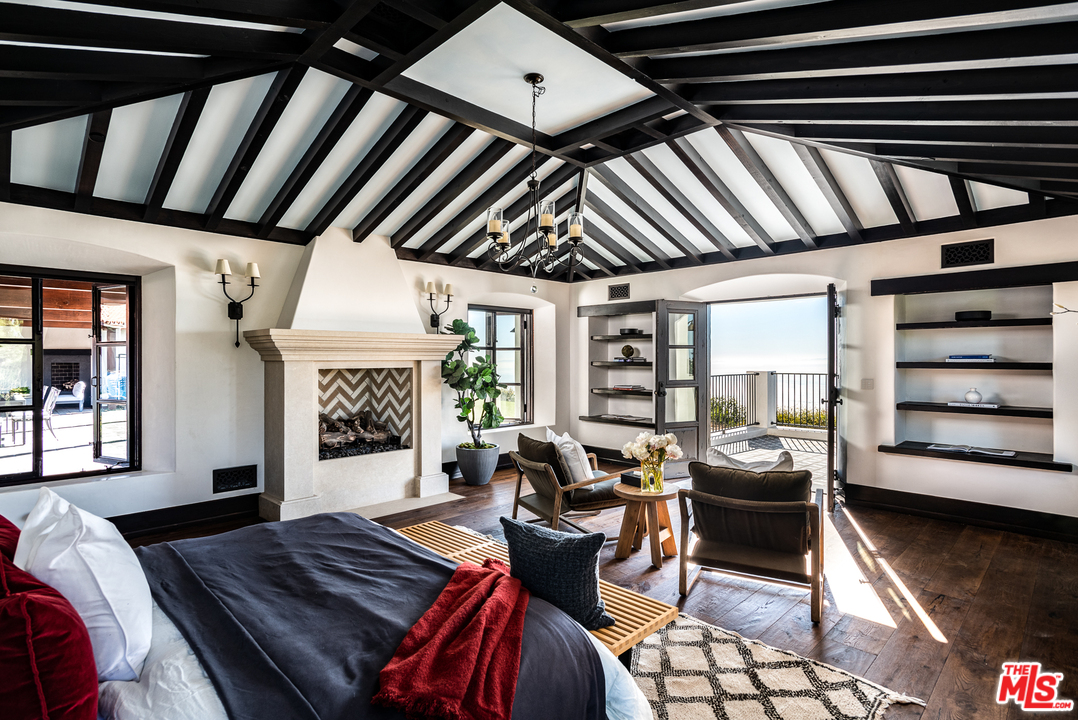 17 Crest Road East Rolling Hills, CA 90274 - Photo 18 of 31