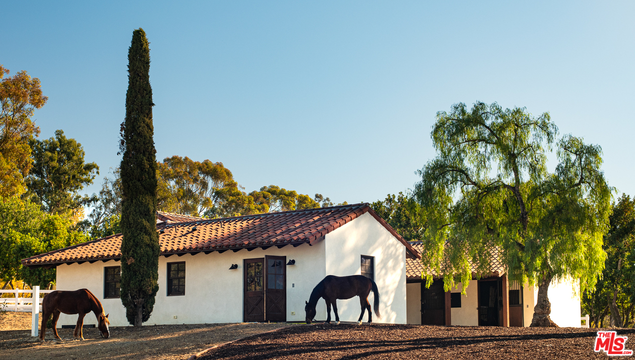 17 Crest Road East Rolling Hills, CA 90274 - Photo 29 of 31