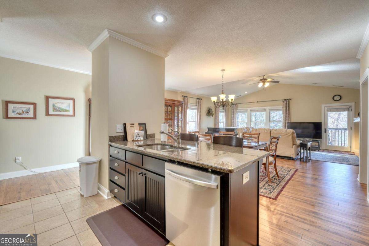 1405 Lakeside Road, Unit 303 Hiawassee, GA 30546 - Photo 13 of 44